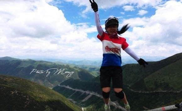 穷游女搭车骚扰_穷游女免费炮经历_成都穷游西藏危险