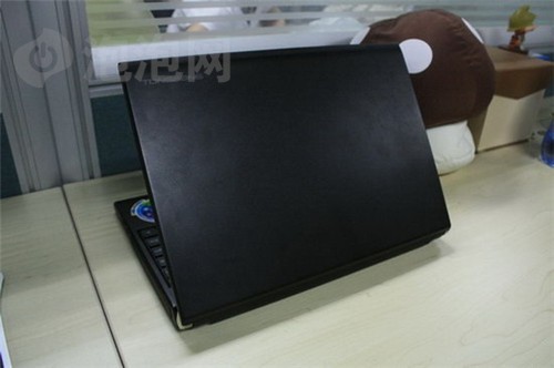 Intel ULV平台笔记本_大型游戏平板电脑推荐_轻薄笔记本电脑推荐