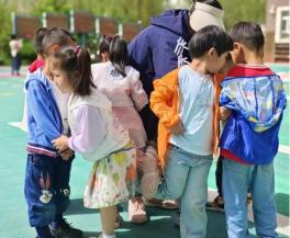 大班民间游戏专题_拾忆快乐美好童年_传承民间体育游戏